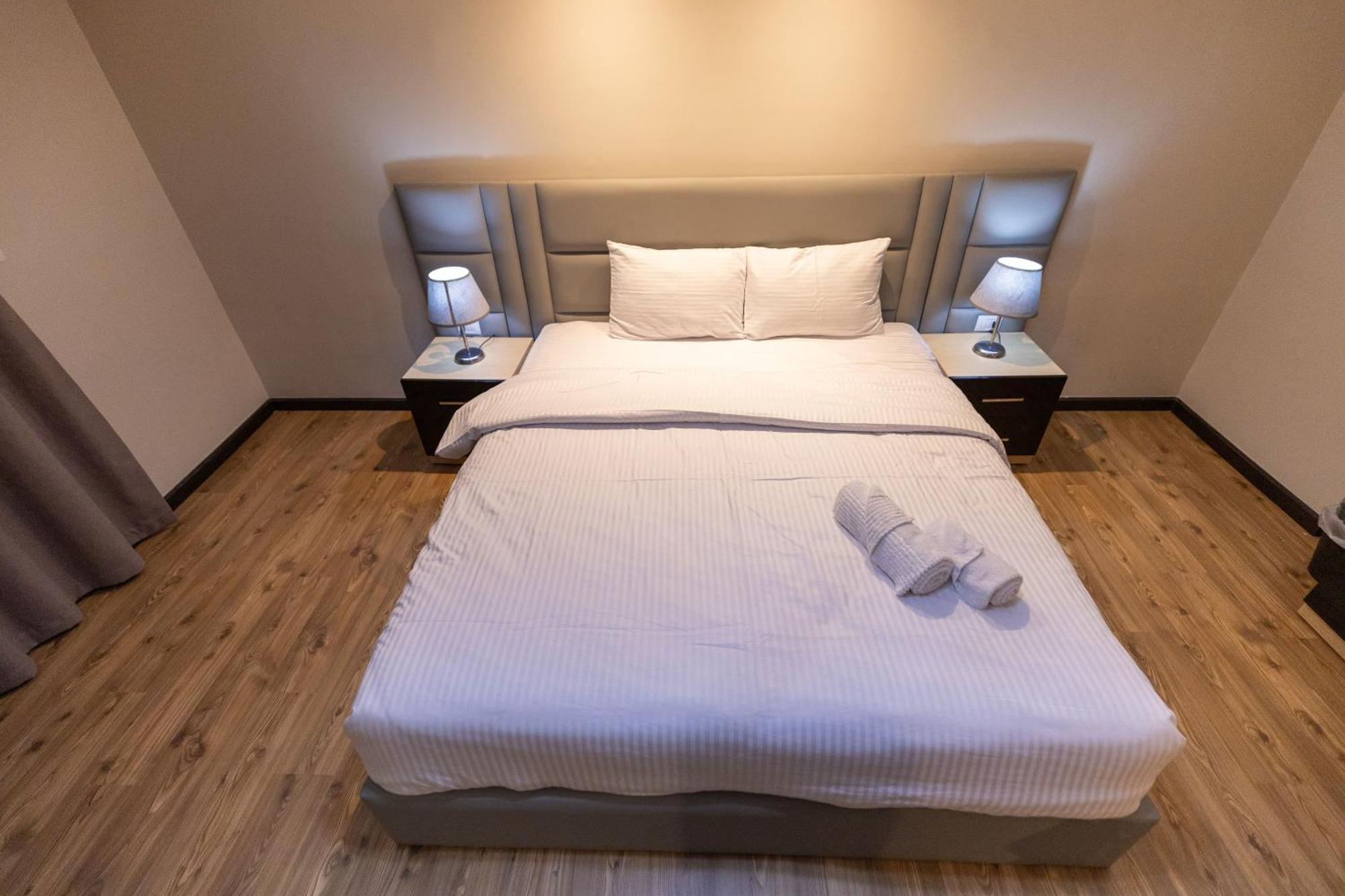 Luxury 3Br Pool View Near Airport! Appartement Caïro Buitenkant foto