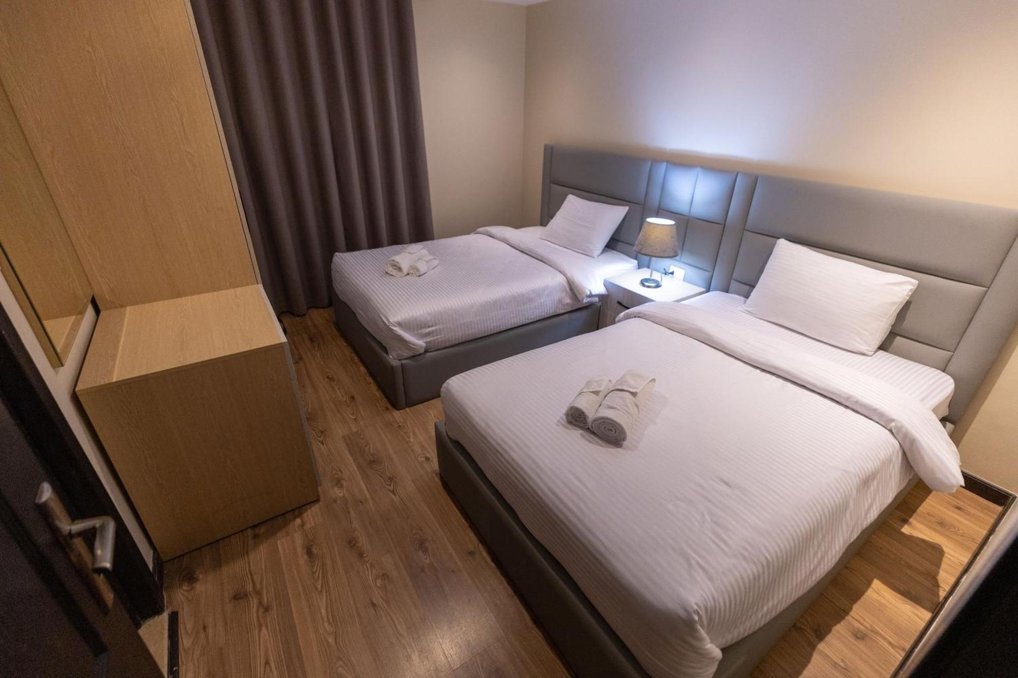 Luxury 3Br Pool View Near Airport! Appartement Caïro Buitenkant foto